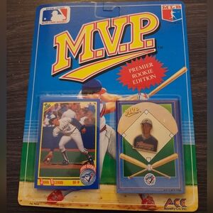 Vintage John Olerud M.V.P Collector Pin & MLB Score Card‎ Ace.New And Sealed